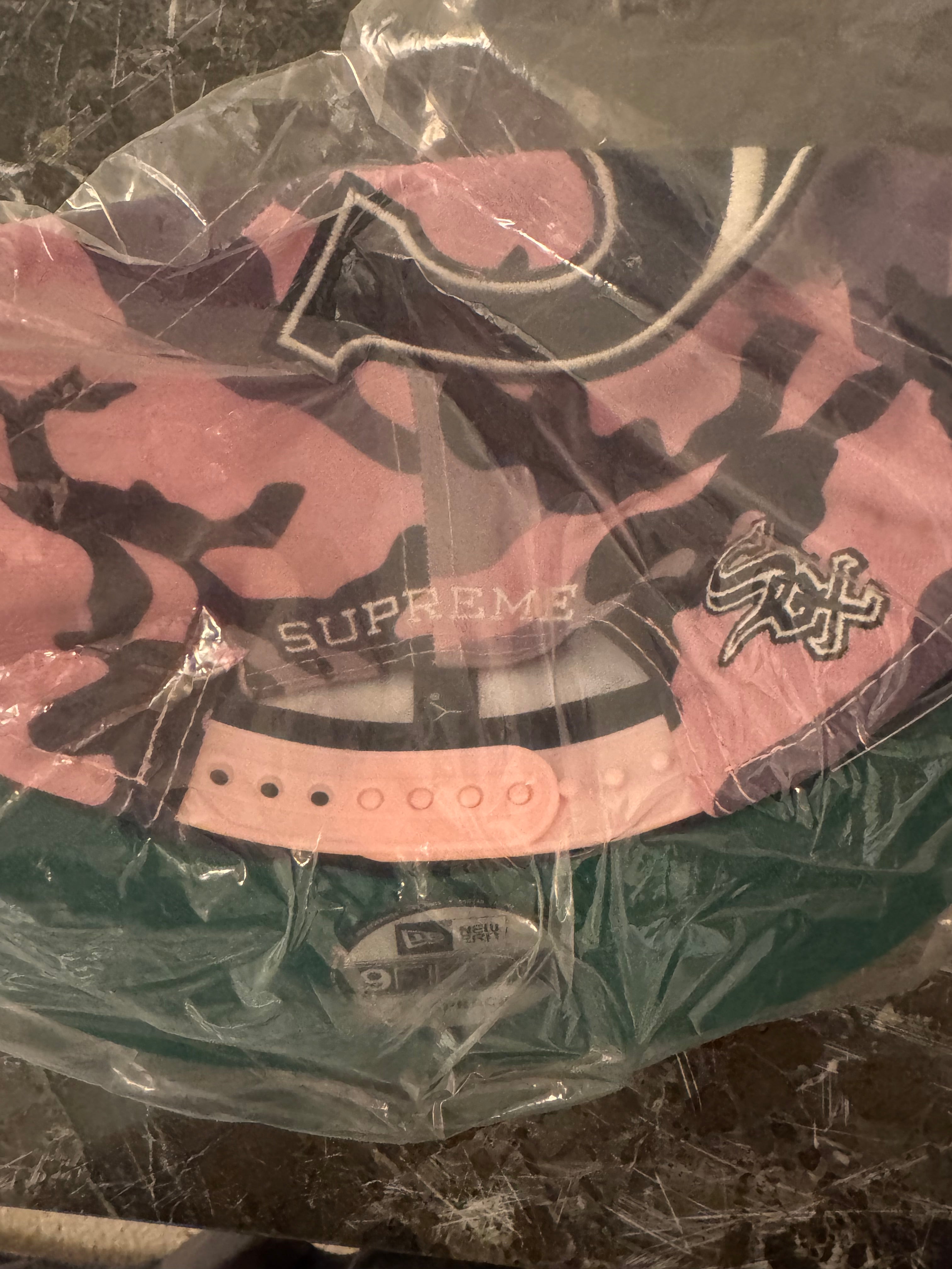 Supreme Chicago White Sox New Era Snapback Pink FW25