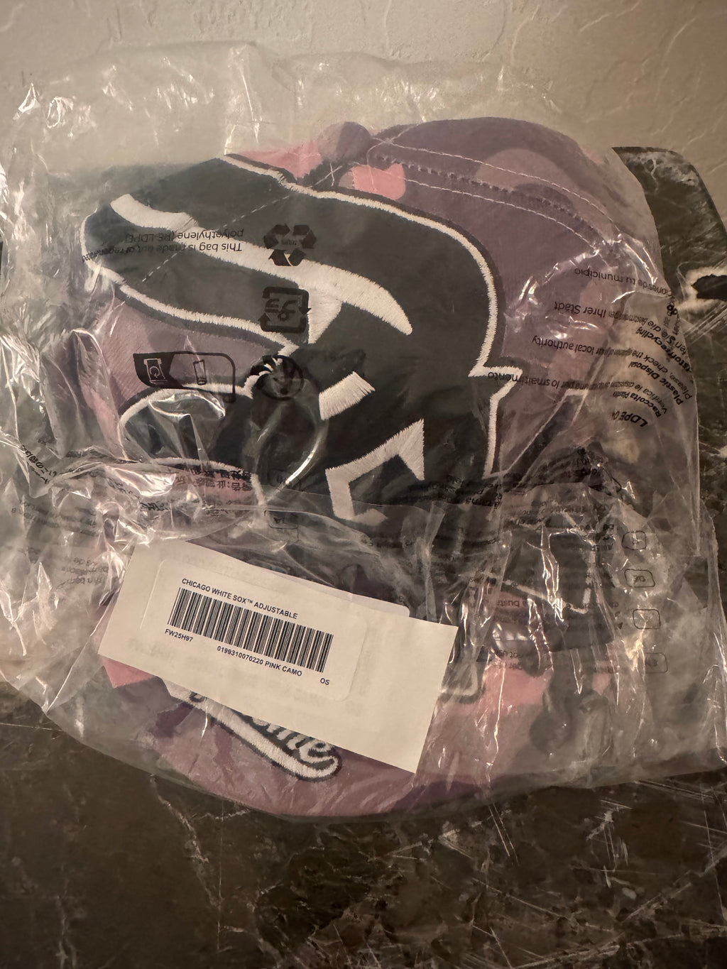 Supreme Chicago White Sox New Era Snapback Pink FW25