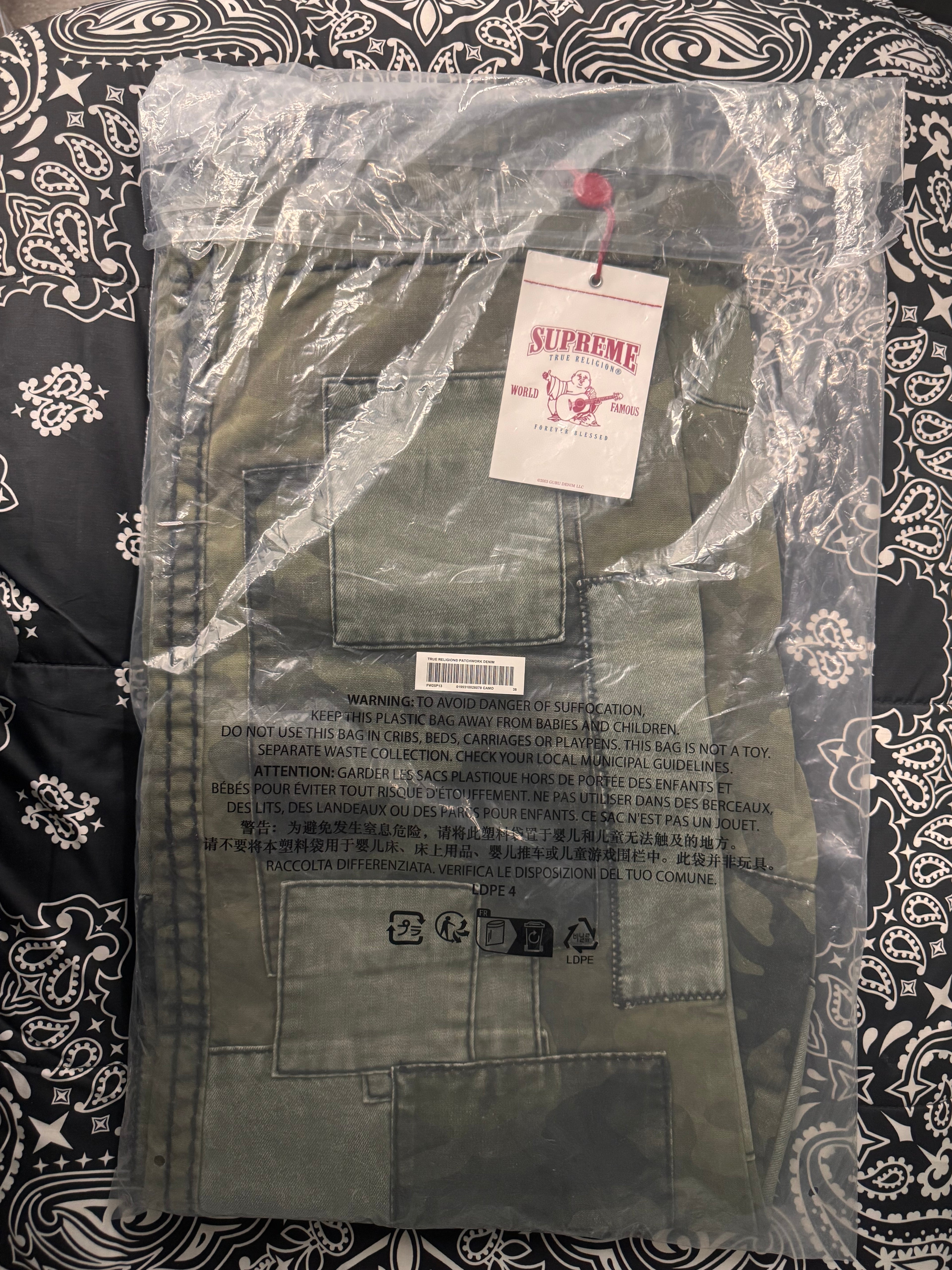 Supreme®/True Religion® Patchwork Cargo Jean Olive Camo FW25 Size 38