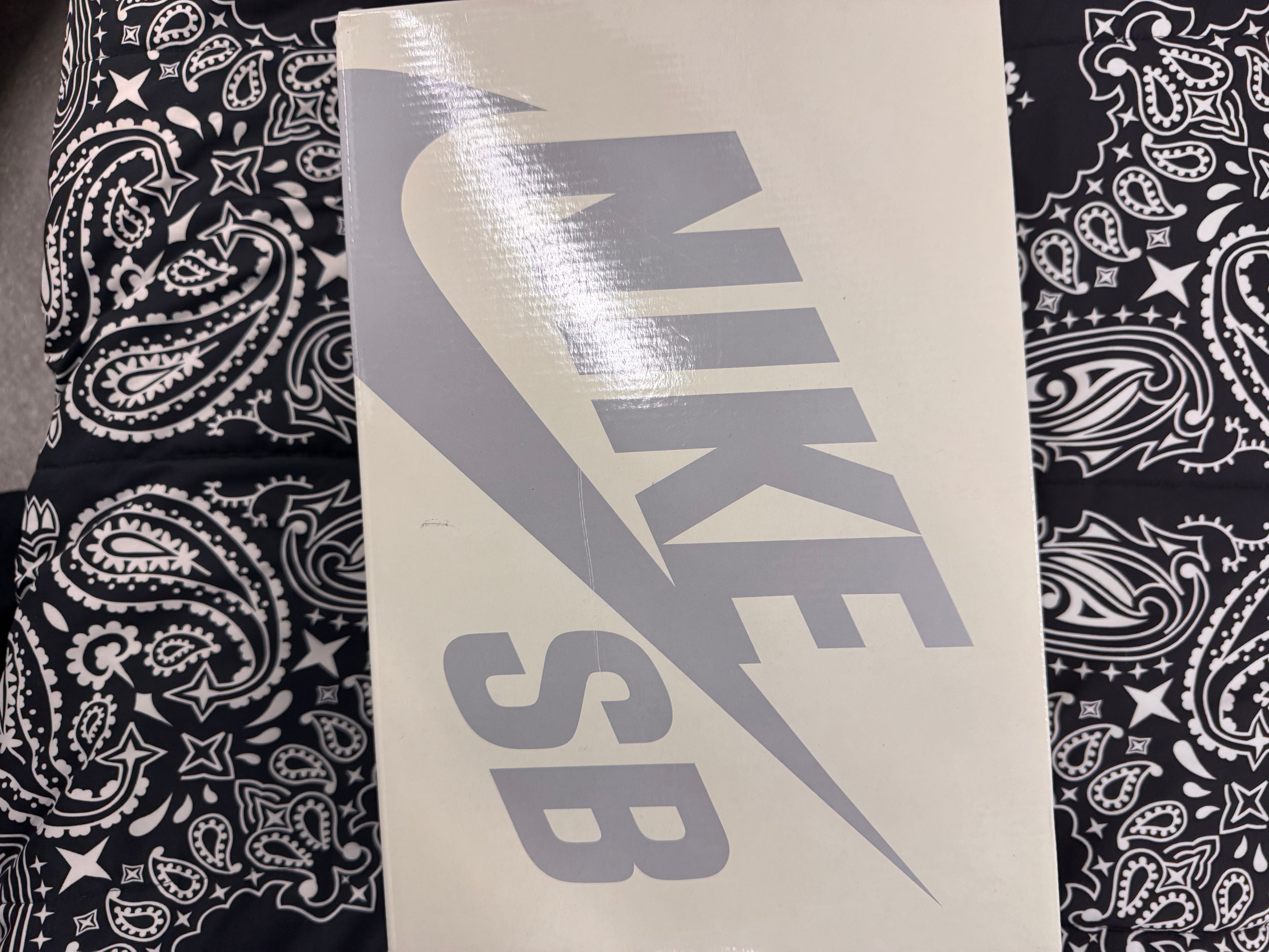 Supreme Nike SB Dunk Low Black Size 12 Deadstock